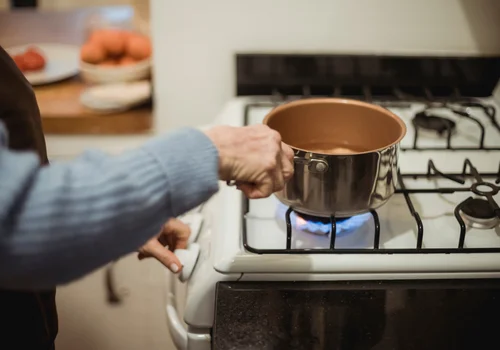 Nowe ceny gazu już obowiązują! Miliony Polaków zapłacą mniej