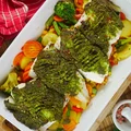Ryba w warzywach zapiekana z ziołowym pesto