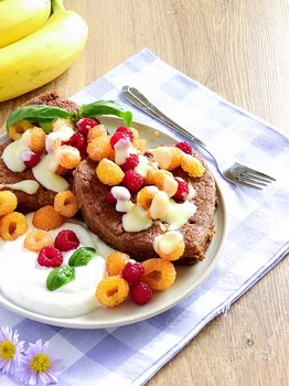 PLACUSZKI Z MAKARONEM SHIRATAKI