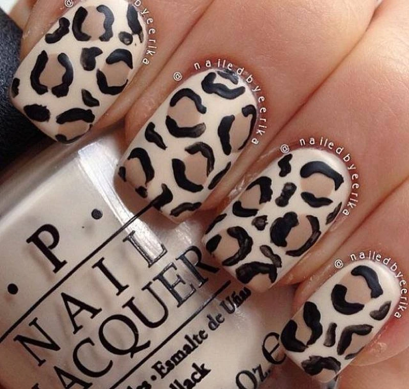 Panterka - manicure