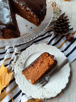 Proste ciasto marchewkowe
