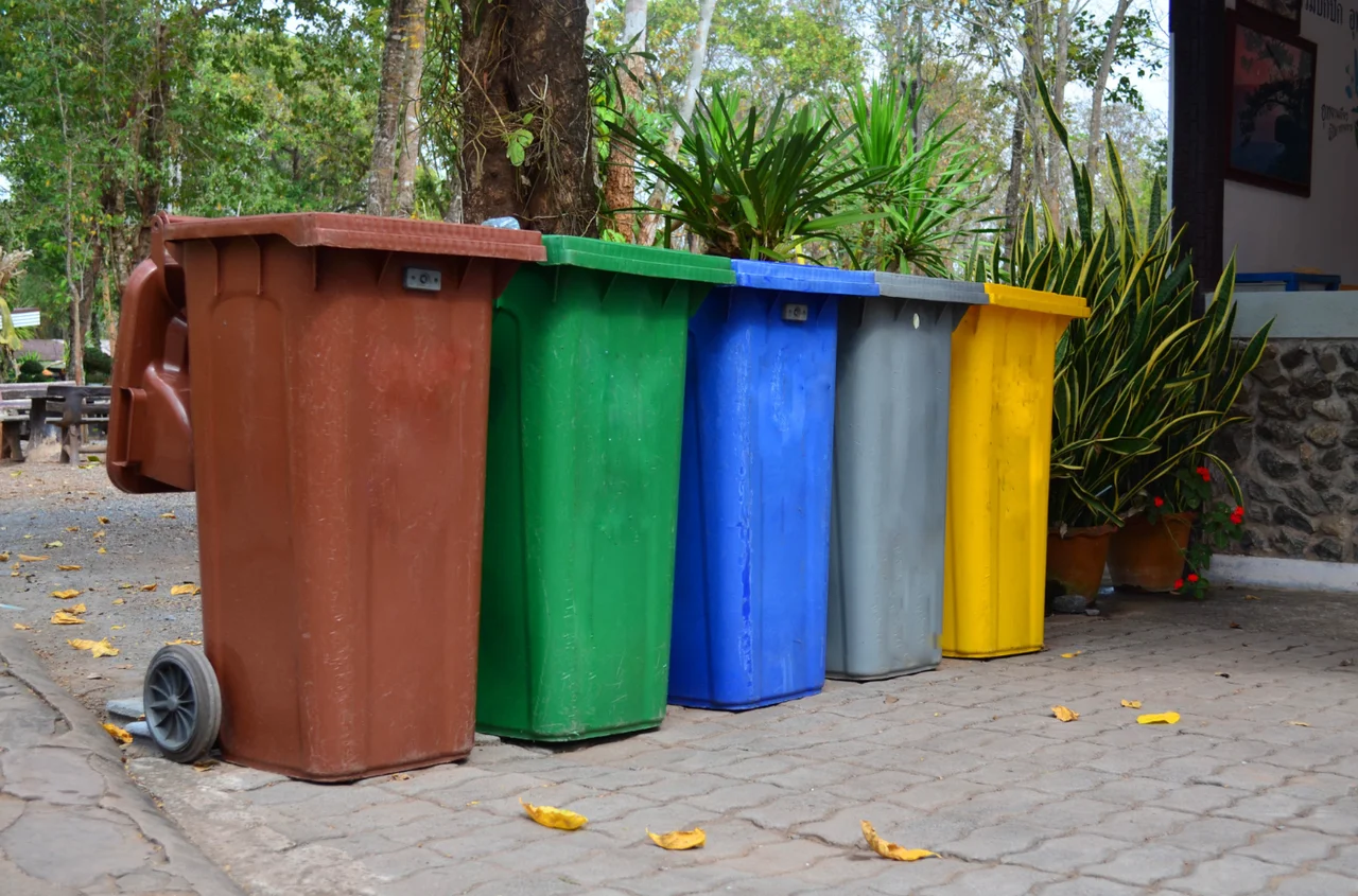 System kaucyjny startuje 1 października! Czy zapłacimy mniej za wywóz śmieci?