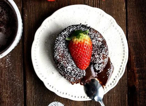 Ciastko z gorącą czekoladą (Lava Cake)