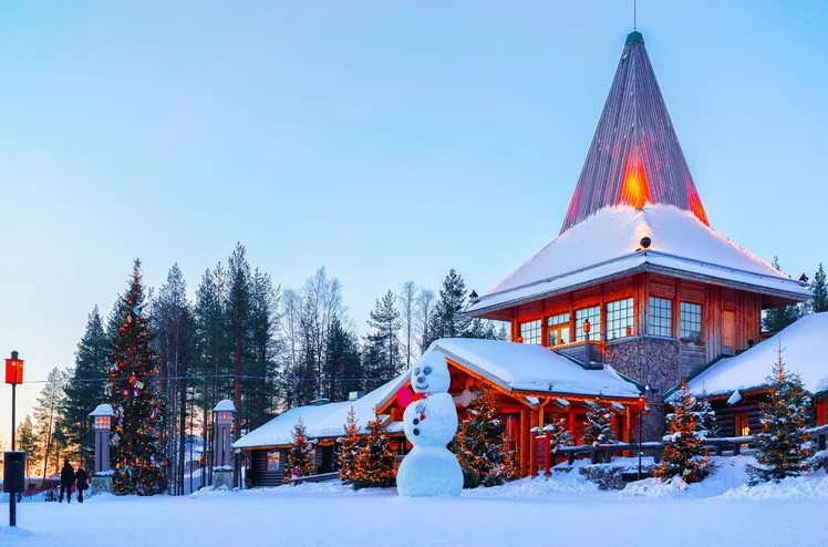 Zdjęcie Ile kosztuje wizyta u świętego Mikołaja w Laponii? #1