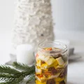 Śledź pikantny z chilli i suszonymi pomidorami