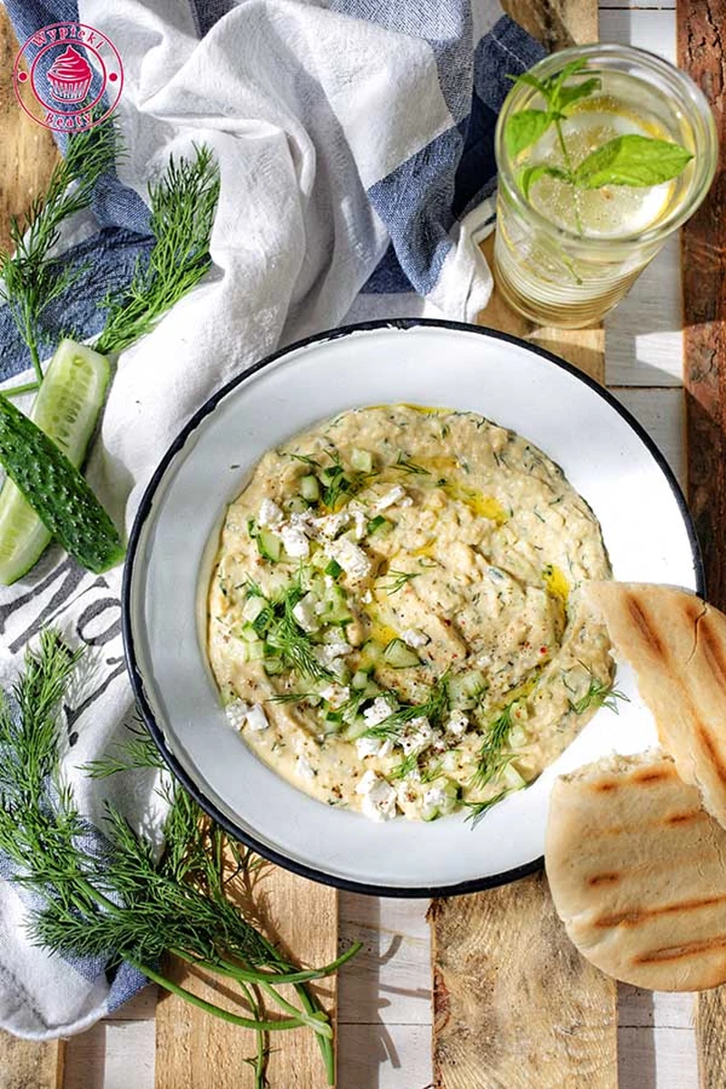 Tzatziki hummus