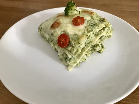 LASAGNE Z BROKUŁEM