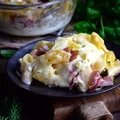 Zapiekanka makaronowa z szynką i porami
