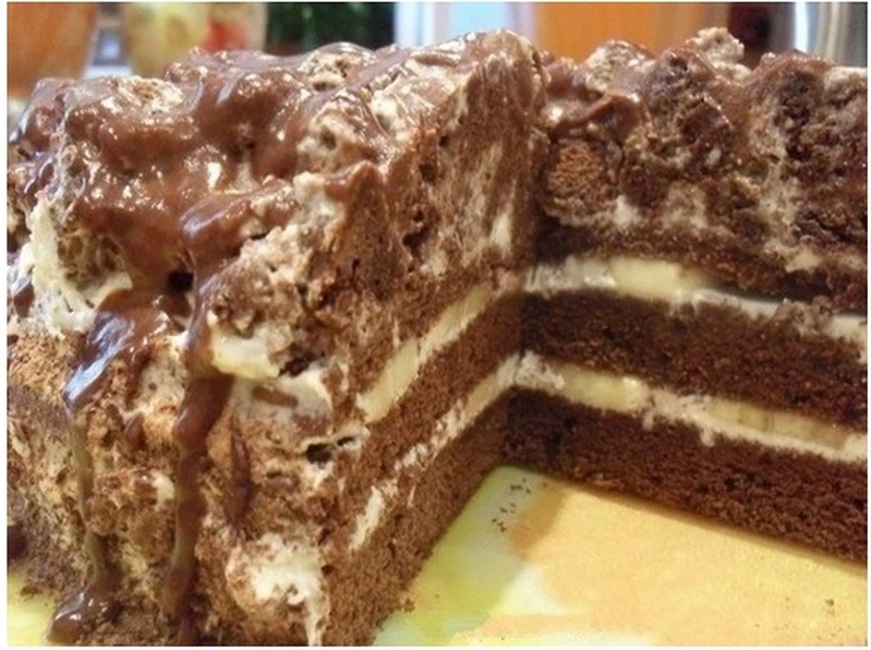 Tort czekoladowo - bananowy