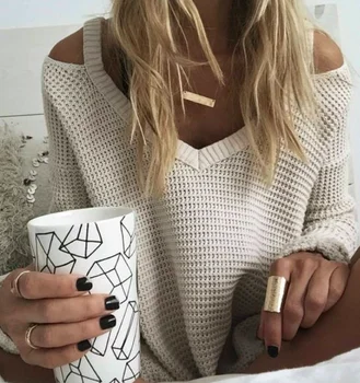 Jasny sweterek