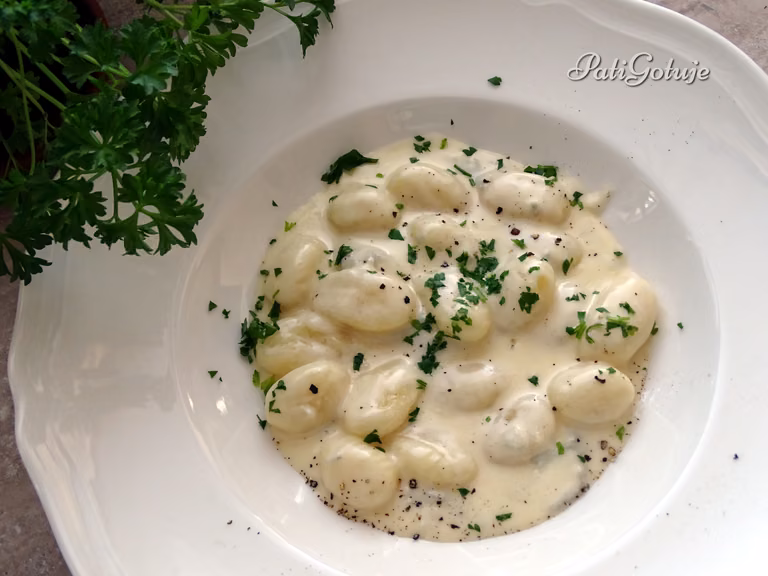 Gnocchi w sosie z gorgonzoli
