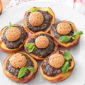 Pieczone brzoskwinie z ciasteczkami amaretti i kakao