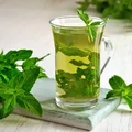 Dlaczego warto pić MIĘTOWĄ HERBATĘ?