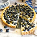 Tarta z borówkami i solonym karmelem