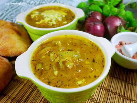 Zupa cebulowa – przepis na pyszną i szybką zupę