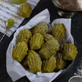 Magdalenki z zieloną herbatą matcha