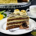 tort orzechowy