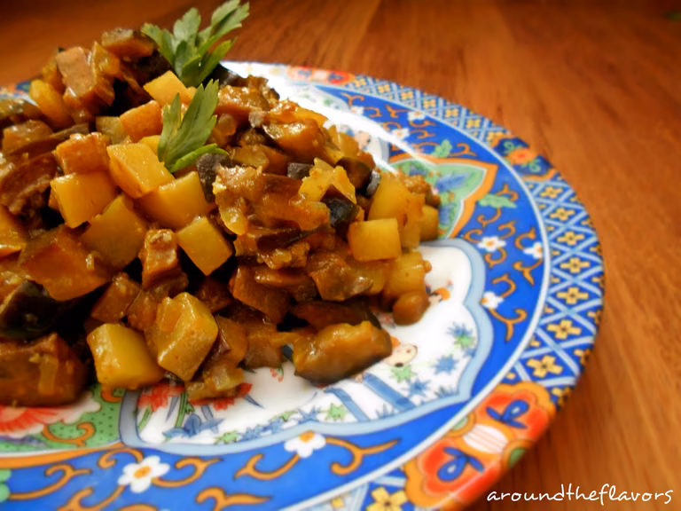 curry z ziemniaków i bakłażana