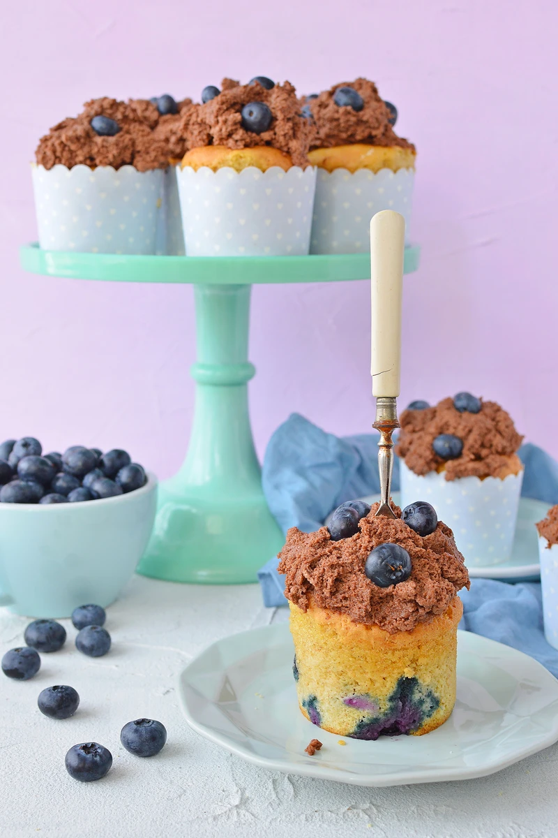 MUFFINKI Z BORÓWKAMI