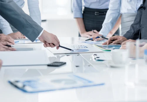 Kolejne pomysły na krótszy tydzień pracy! Ministerstwo rozważa dwa rozwiązania!