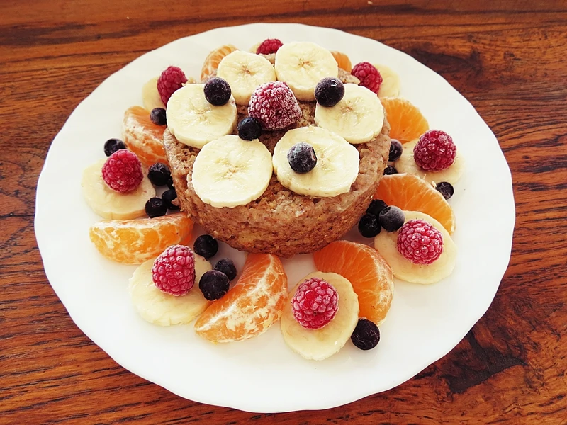 Wegański mug cake orzechowo-migdałowy w 5 minut!