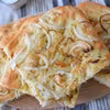 Włoska focaccia z cebulą
