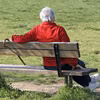Tysiące seniorów nie dostanie w tym roku czternastki! Te osoby dostaną tylko połowę kwoty