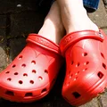 Nosisz takie buty? Musisz więc wiedzieć, że są one szkodliwe