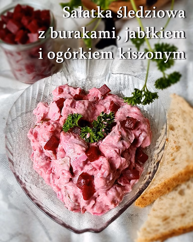 Sałatka śledziowa z burakami - Damsko-męskie spojrzenie na kuchnię
