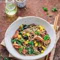 Stir-fry z kurczakiem i kukurydzą