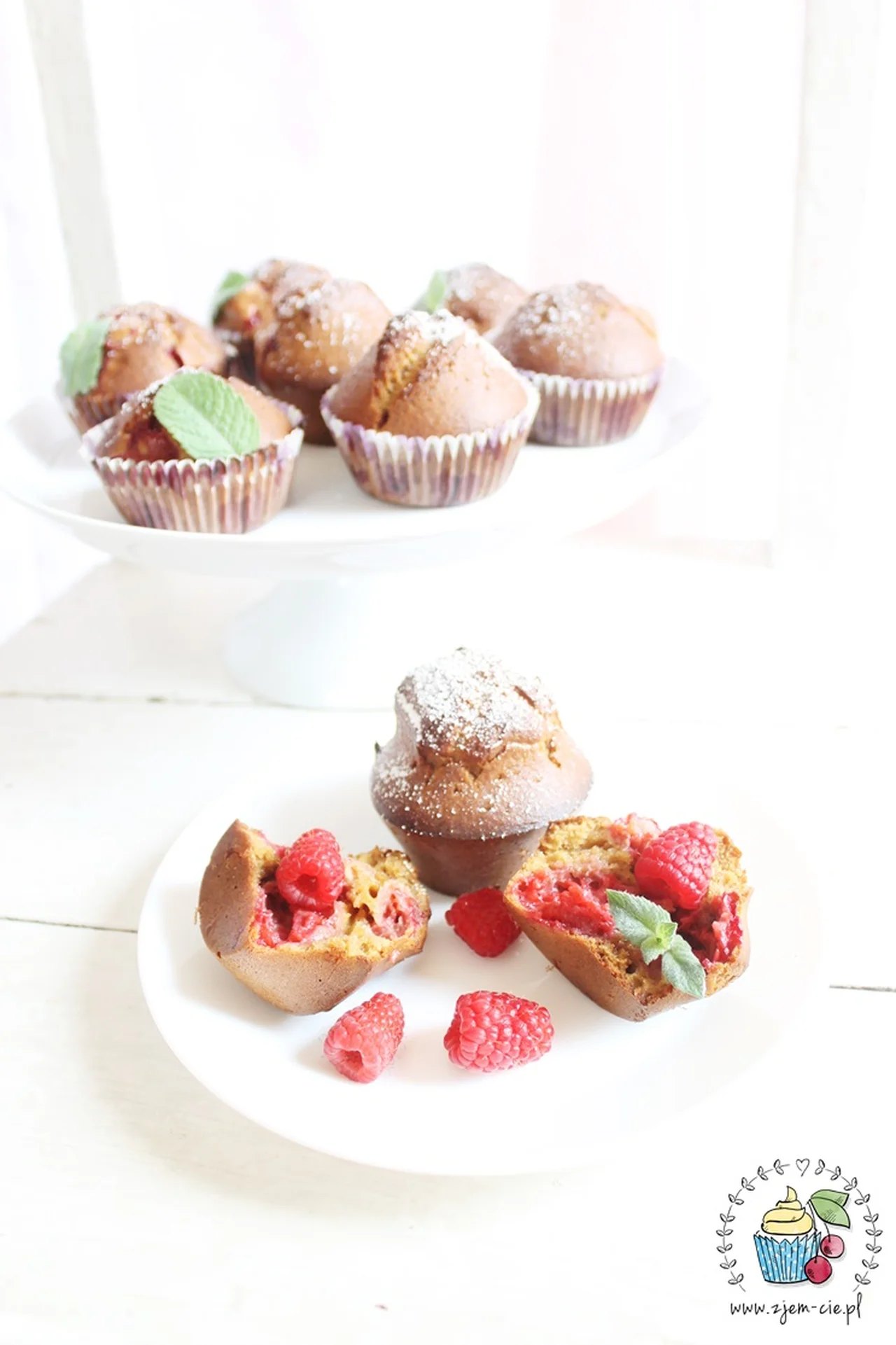 Muffinki z malinami – błyskawiczne i smaczne babeczki