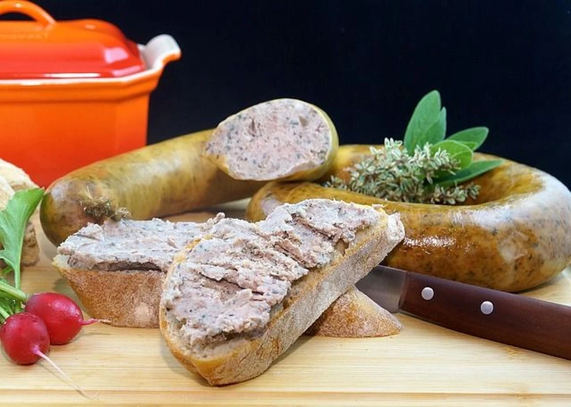 Sztuka robienia własnych wędlin