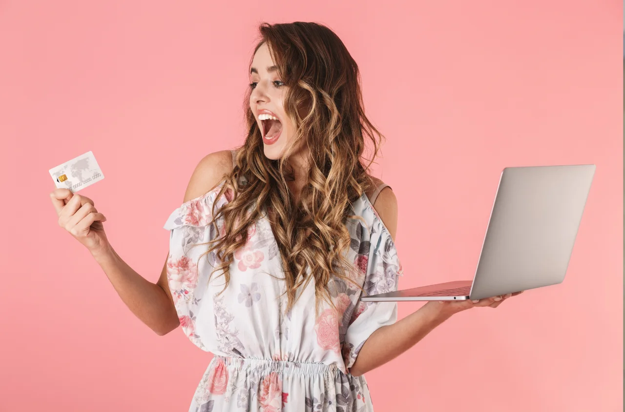 Te 2 znaki zodiaku uwielbiają zakupy online! "Przepełnione paczkomaty to ich wina!"