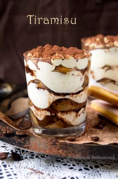 Tiramisu w pucharkach