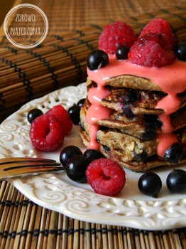 Jogurtowe placuszki z bananami