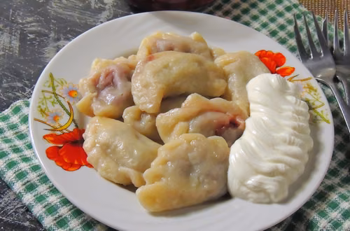 Sezonowy hit października! Pierogi, które zachwycają delikatnym ciastem i bogatym smakiem!