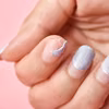 Manicure hybrydowy: Sekret pięknych paznokci czy pułapka? Dermatolodzy ostrzegają!