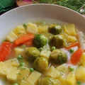 Zupa brukselkowa z ziemniakami