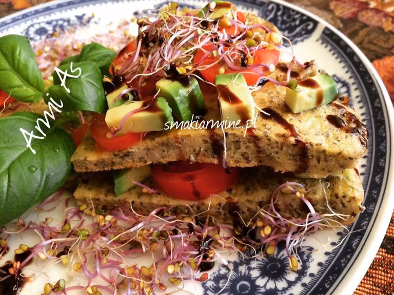 Omlet z chia i pieczarkami
