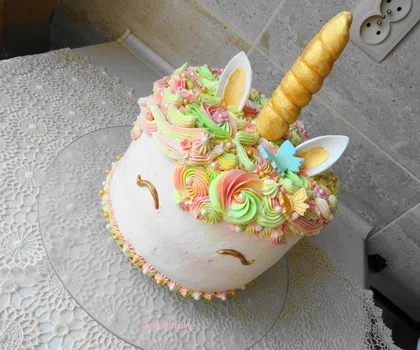 Tort jednorożec - Unicorn cake - Słodko Słodka