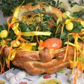 Drożdżowy koszyczek wielkanocny