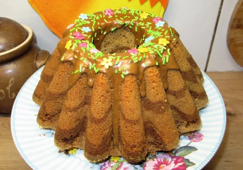 Przepyszna, łatwa BABKA WIELKANOCNA z kawą i kawowym lukrem-mięciutka, delikatna +FILM