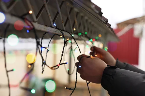 Świąteczne dekoracje mogą cię słono kosztować! Nawet 5000 zł za światełka na balkonie