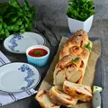 Chleb zaplatany o smaku pizzy