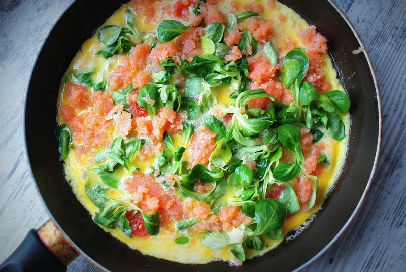 Frittata z łososiem