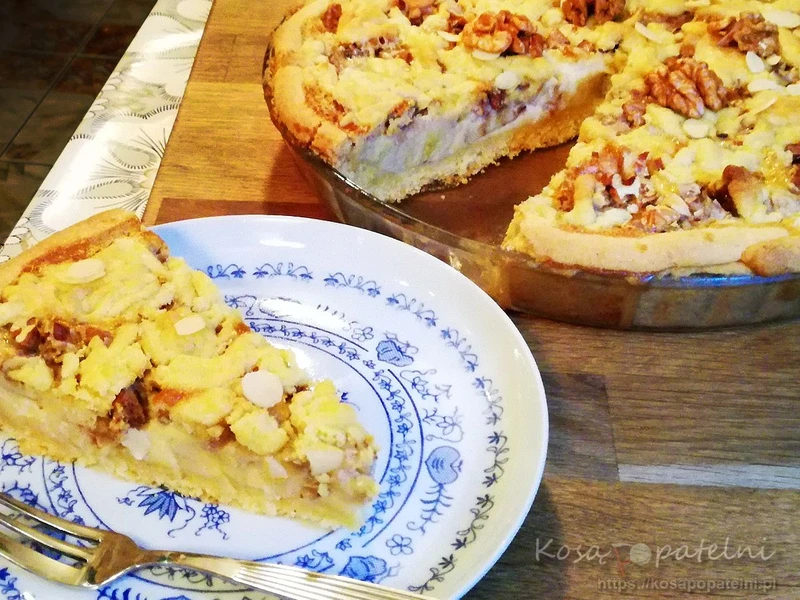 Tarta bananowa z orzechami