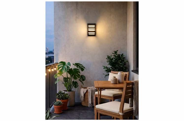 Zdjęcie Te solarne lampki z Sinsay za 17 zł to nowy trend 2026! Elewacja domu i balkon nabiorą nowoczesnego charakteru #3