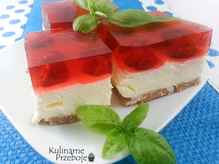 Sernik na zimno z malinami (z serka mascarpone)