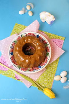 Babka wielkanocna kajmakowa