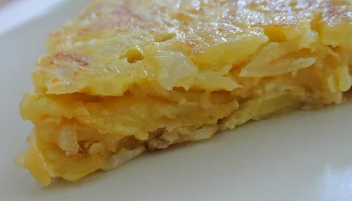 Hiszpański omlet ziemniaczany